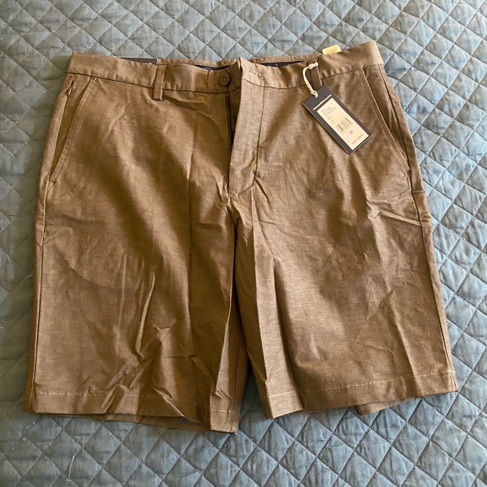 Men’s Vineyard Vines On The Go Performance Shorts Sz 34